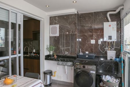 Sacada de apartamento à venda com 2 quartos, 53m² em Barra Funda, São Paulo