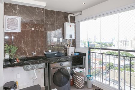 Sacada de apartamento à venda com 2 quartos, 53m² em Barra Funda, São Paulo