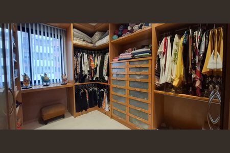 Apartamento à venda com 4 quartos, 131m² em Barra da Tijuca, Rio de Janeiro