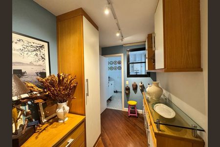 Apartamento à venda com 199m², 4 quartos e 3 vagas