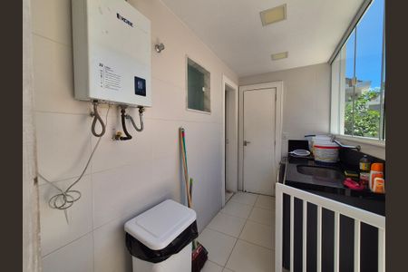 Casa à venda com 360m², 3 quartos e 2 vagas Casa à venda com 360m², 3 quartos e 2 vagasÁrea de Serviço