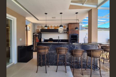 Casa à venda com 360m², 3 quartos e 2 vagas Casa à venda com 360m², 3 quartos e 2 vagasVaranda gourmet