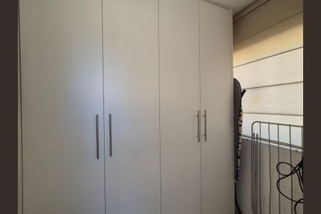 Casa à venda com 360m², 3 quartos e 2 vagas Casa à venda com 360m², 3 quartos e 2 vagasQuarto de Serviço