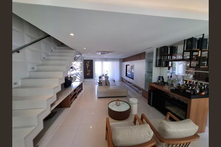 Casa à venda com 3 quartos, 360m² em Recreio dos Bandeirantes, Rio de Janeiro