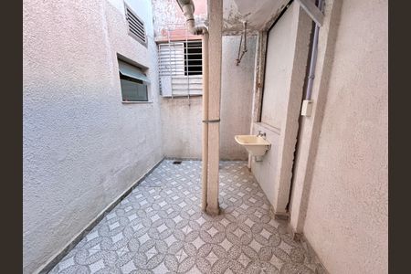 Casa para alugar com 90m², 2 quartos e sem vagaÁrea de Serviço
