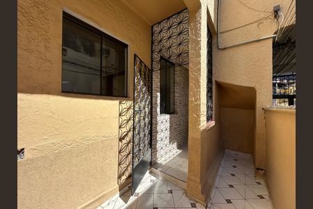 Casa para alugar com 90m², 2 quartos e sem vagaÁrea externa