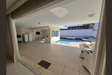 Casa para alugar com 4 quartos, 669m² em Barra da Tijuca, Rio de Janeiro