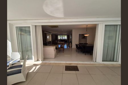 Casa para alugar com 4 quartos, 669m² em Barra da Tijuca, Rio de Janeiro