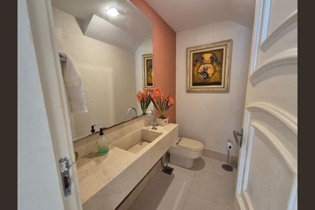 Casa para alugar com 669m², 4 quartos e 3 vagas