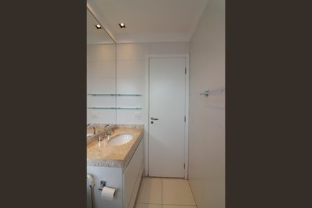 Apartamento para alugar com 118m², 3 quartos e 2 vagasSuíte 1 Banheiro 