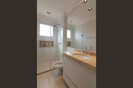 Apartamento para alugar com 118m², 3 quartos e 2 vagasSuíte 1 Banheiro 