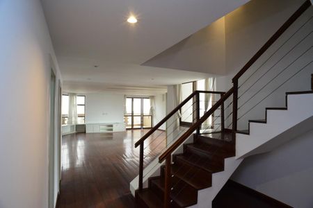 Apartamento para alugar com 400m², 4 quartos e 3 vagasSala