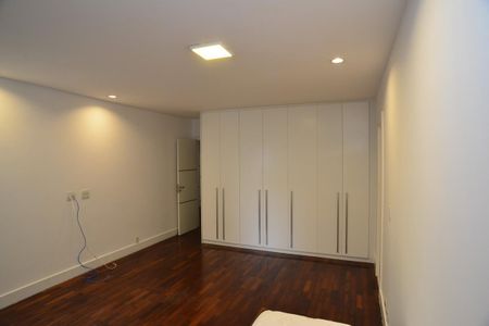 Apartamento para alugar com 400m², 4 quartos e 3 vagasSuíte 3