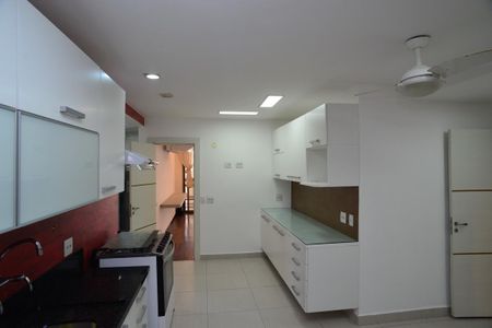 Apartamento para alugar com 400m², 4 quartos e 3 vagasCozinha