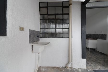 Casa para alugar com 80m², 2 quartos e 1 vagaÁrea de Serviço