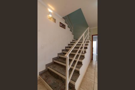 Casa de condomínio à venda com 288m², 5 quartos e 4 vagasESCADA ACESSOS