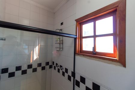 Casa de condomínio à venda com 288m², 5 quartos e 4 vagasBANHEIRO DA SUITE 2