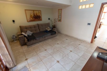 Casa de condomínio à venda com 288m², 5 quartos e 4 vagasSALA DE TV