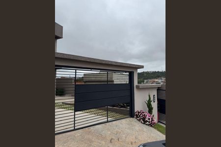 Casa à venda com 124m², 2 quartos e 2 vagasFoto 02