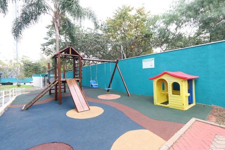 Apartamento à venda com 45m², 2 quartos e 1 vagaÁrea comum - Playground