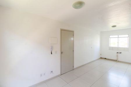 Sala de apartamento à venda com 3 quartos, 56m² em Igara, Canoas