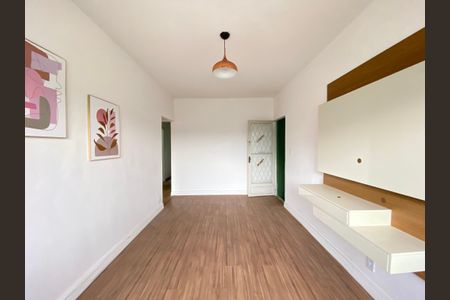 Apartamento para alugar com 70m², 2 quartos e 1 vaga