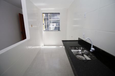 Apartamento à venda com 67m², 2 quartos e 1 vagaCozinha