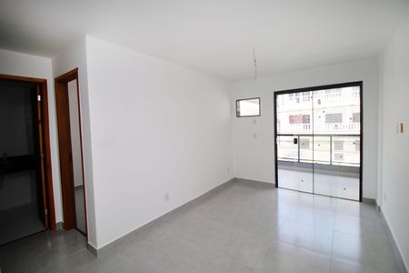 Sala de apartamento à venda com 2 quartos, 67m² em Penha, Rio de Janeiro