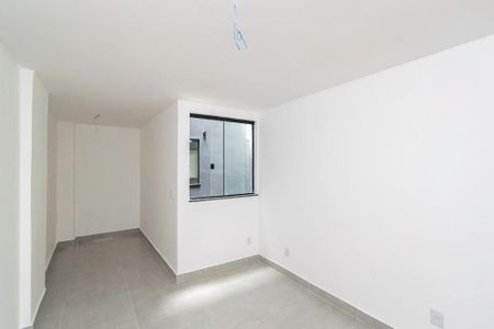 Apartamento à venda com 67m², 2 quartos e 1 vagaQuarto 2