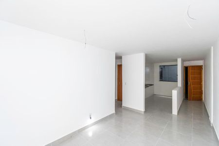 Sala de apartamento à venda com 2 quartos, 67m² em Penha, Rio de Janeiro