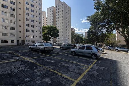Apartamento para alugar com 52m², 2 quartos e 1 vaga Apartamento para alugar com 52m², 2 quartos e 1 vagagaragem_2
