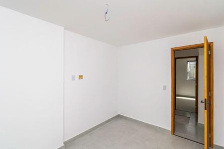 Quarto 1 de apartamento à venda com 2 quartos, 50m² em Penha, Rio de Janeiro