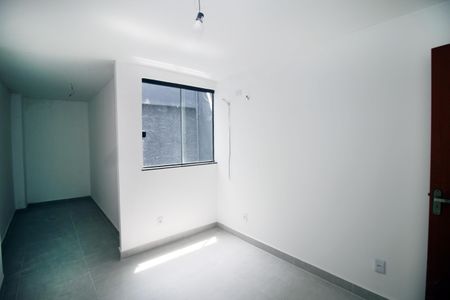 Quarto 1 de apartamento à venda com 2 quartos, 50m² em Penha, Rio de Janeiro