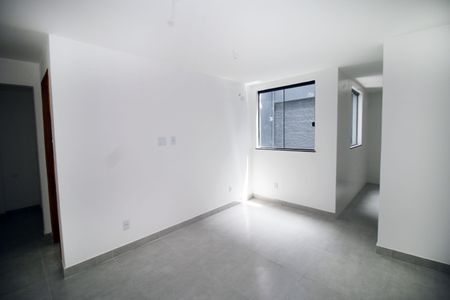 Sala de apartamento à venda com 2 quartos, 50m² em Penha, Rio de Janeiro