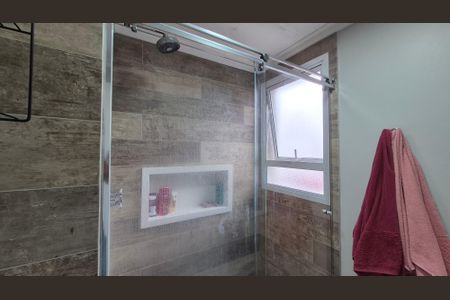 Apartamento à venda com 103m², 3 quartos e 2 vagasBanheiro da suíte