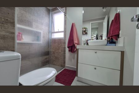 Apartamento à venda com 103m², 3 quartos e 2 vagasBanheiro da suíte