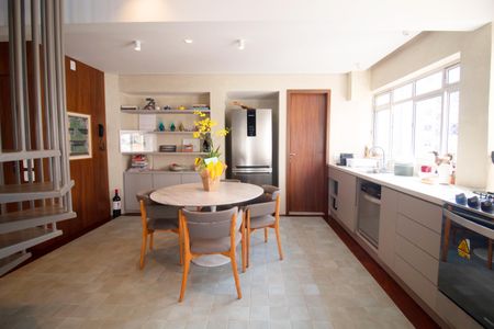 Apartamento para alugar com 169m², 2 quartos e 1 vaga