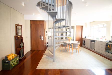 Apartamento para alugar com 169m², 2 quartos e 1 vaga