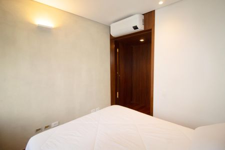 Apartamento para alugar com 169m², 2 quartos e 1 vaga