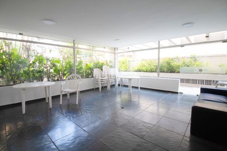 Apartamento para alugar com 169m², 2 quartos e 1 vaga