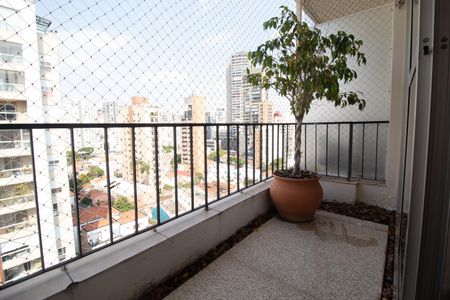 Apartamento para alugar com 169m², 2 quartos e 1 vaga
