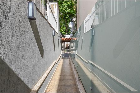 Apartamento para alugar com 100m², 3 quartos e 1 vaga Apartamento para alugar com 100m², 3 quartos e 1 vagaEntrada