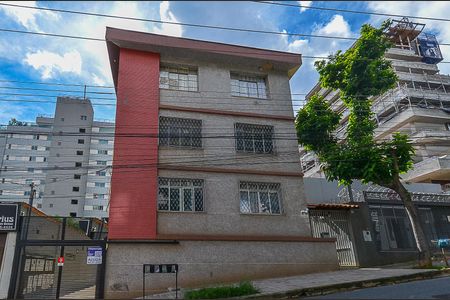 Apartamento para alugar com 100m², 3 quartos e 1 vaga Apartamento para alugar com 100m², 3 quartos e 1 vagaFachada
