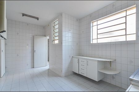 Apartamento para alugar com 100m², 3 quartos e 1 vaga Apartamento para alugar com 100m², 3 quartos e 1 vagaCozinha