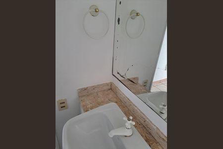 Apartamento para alugar com 69m², 2 quartos e 1 vaga Apartamento para alugar com 69m², 2 quartos e 1 vagaBanheiro