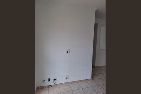 Sala de apartamento para alugar com 2 quartos, 69m² em Parque Bristol, São Paulo
