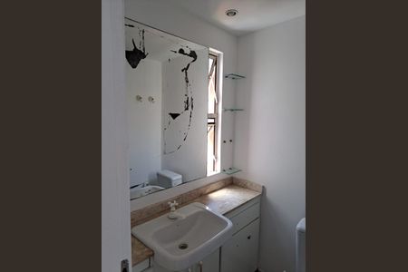 Apartamento para alugar com 69m², 2 quartos e 1 vaga Apartamento para alugar com 69m², 2 quartos e 1 vagaBanheiro