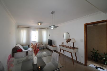 Sala de casa para alugar com 4 quartos, 210m² em Parque Peruche, São Paulo