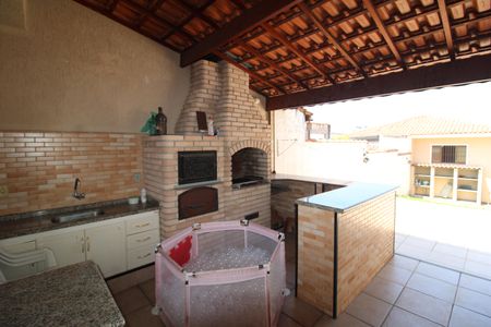 Casa para alugar com 210m², 3 quartos e 2 vagasQuintal