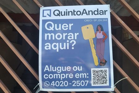 Casa para alugar com 210m², 3 quartos e 2 vagasFachada